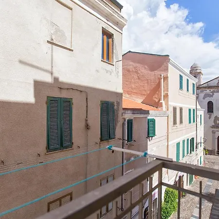 Apartment P.umberto Old Town