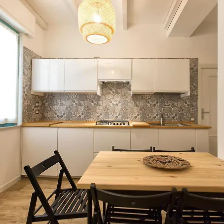 P.umberto Old Town Альгеро