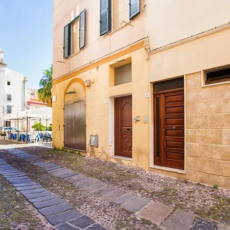 P.umberto Old Town *
