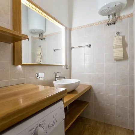 P.umberto Old Town Апартаменты *