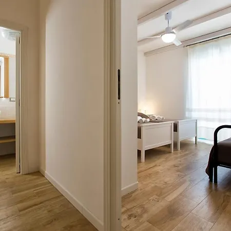 P.umberto Old Town Apartman *