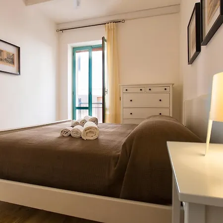 P.umberto Old Town Alghero